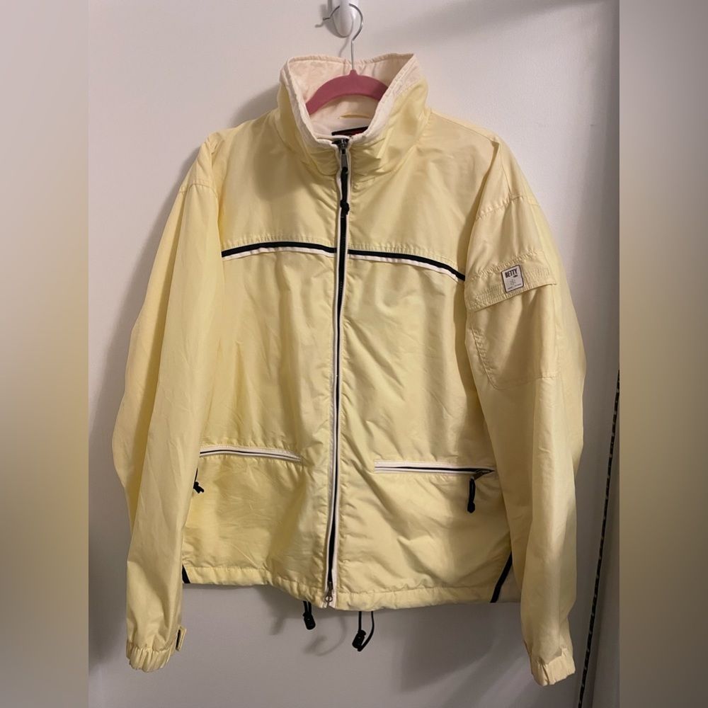 Betty Rides Yellow Snowboard/Ski Jacket Size large